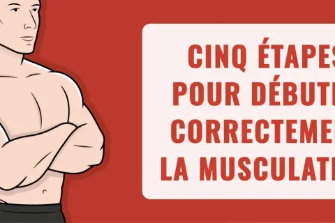 Un homme musclé pose, prêt à suivre un programme musculation débutant. Cinq étapes pour commencer la musculation correctement.